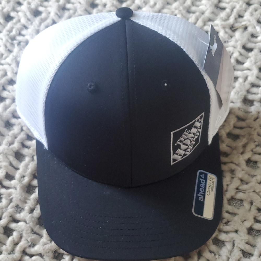 Head Black and White Trucker Hat
